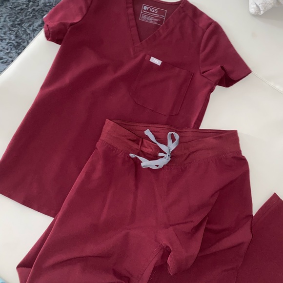 Figs Other - FIGS | BURGUNDY CATARINA TOP LIVINGSTON BOTTOMS